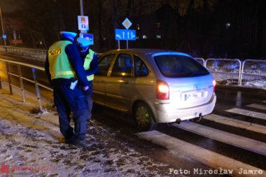Potrącenie na przejściu. Sprawczyni była trzeźwa, a pieszy po spożyciu - foto