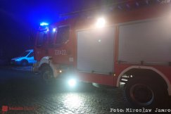 Skoczył z budynku Stalownika. Tajemniczy telefon od samobójcy? - foto